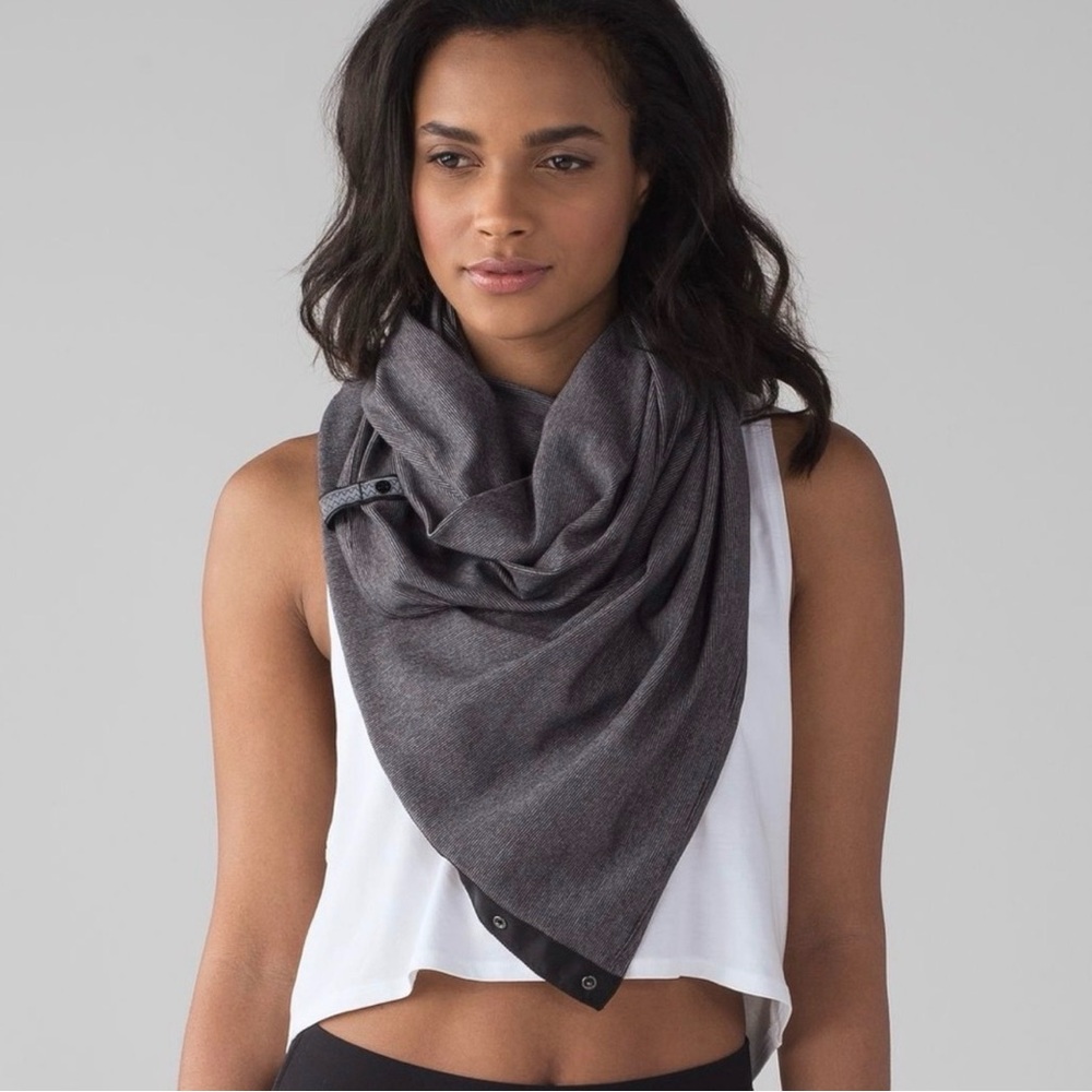 Blue Lululemon Vinyasa Scarf